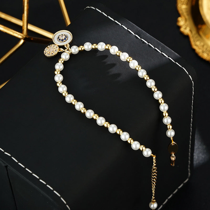 Wholesale Eight-pointed star light luxury pearl bracelet