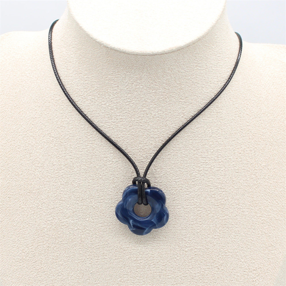 Wholesale wax thread hollow flower pendant necklace
