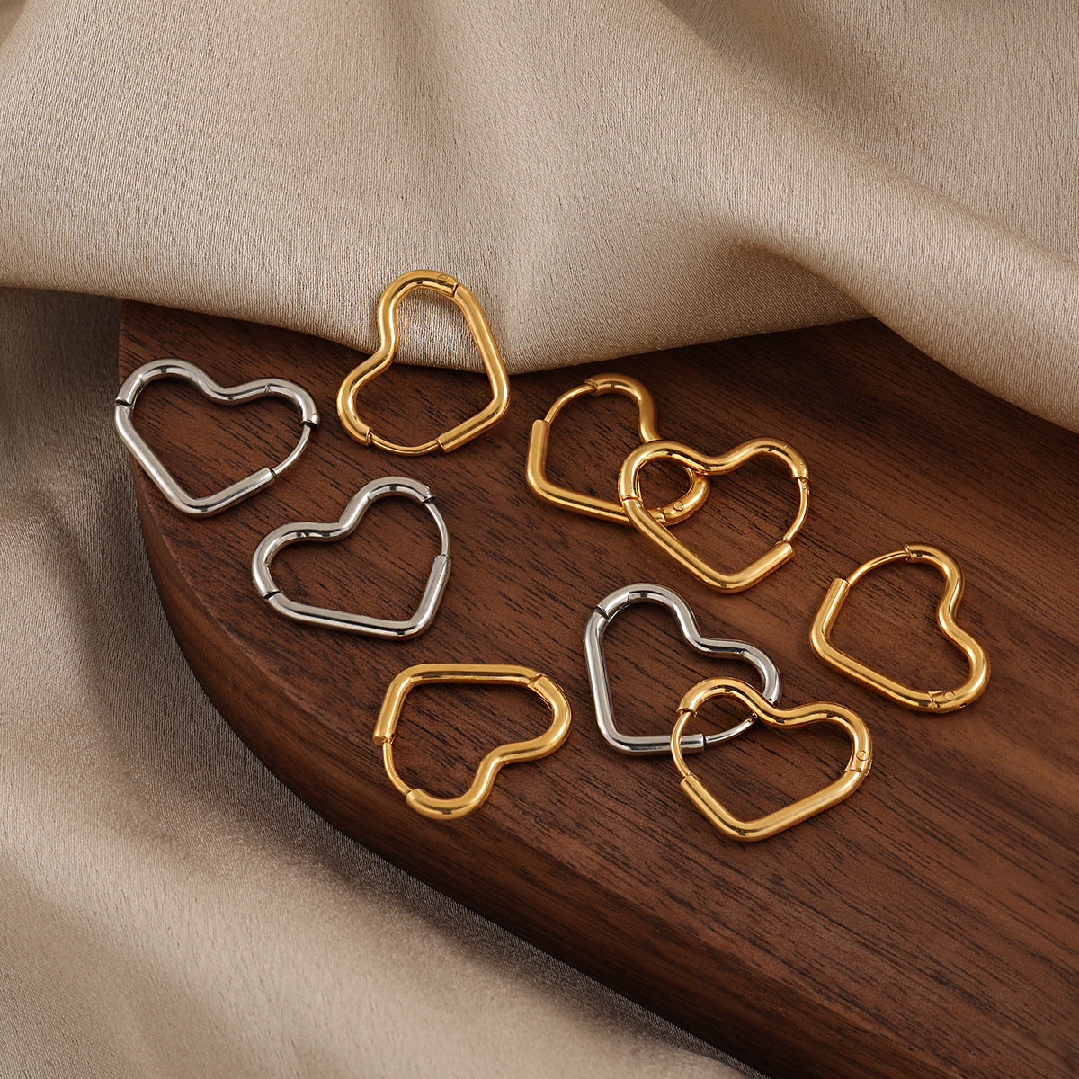 Wholesale  Titanium Steel fresh sweet heart-shaped earrings