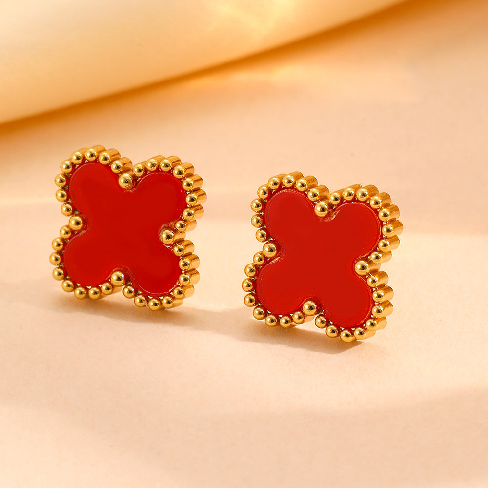 Wholesale Fashion stainless steel three four-leaf flower jewelry new titanium steel does not fade small flower jewelry suit