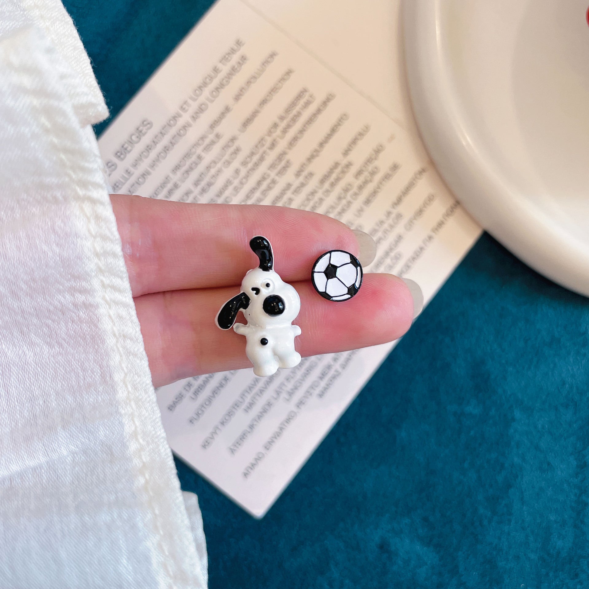 Wholesale Cute Puppy Metal Asymmetric Earrings ACC-ES-Yijia009