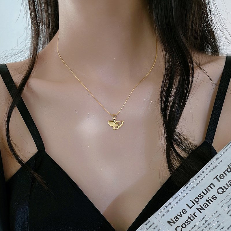 Wholesale Ginkgo Leaf Pendant Choker Necklaces Titanium Plated Steel Necklaces ACC-NE-YiBao008