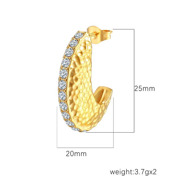 Wholesale Fashion Crescent Shape Stainless Steel Diamond Earrings