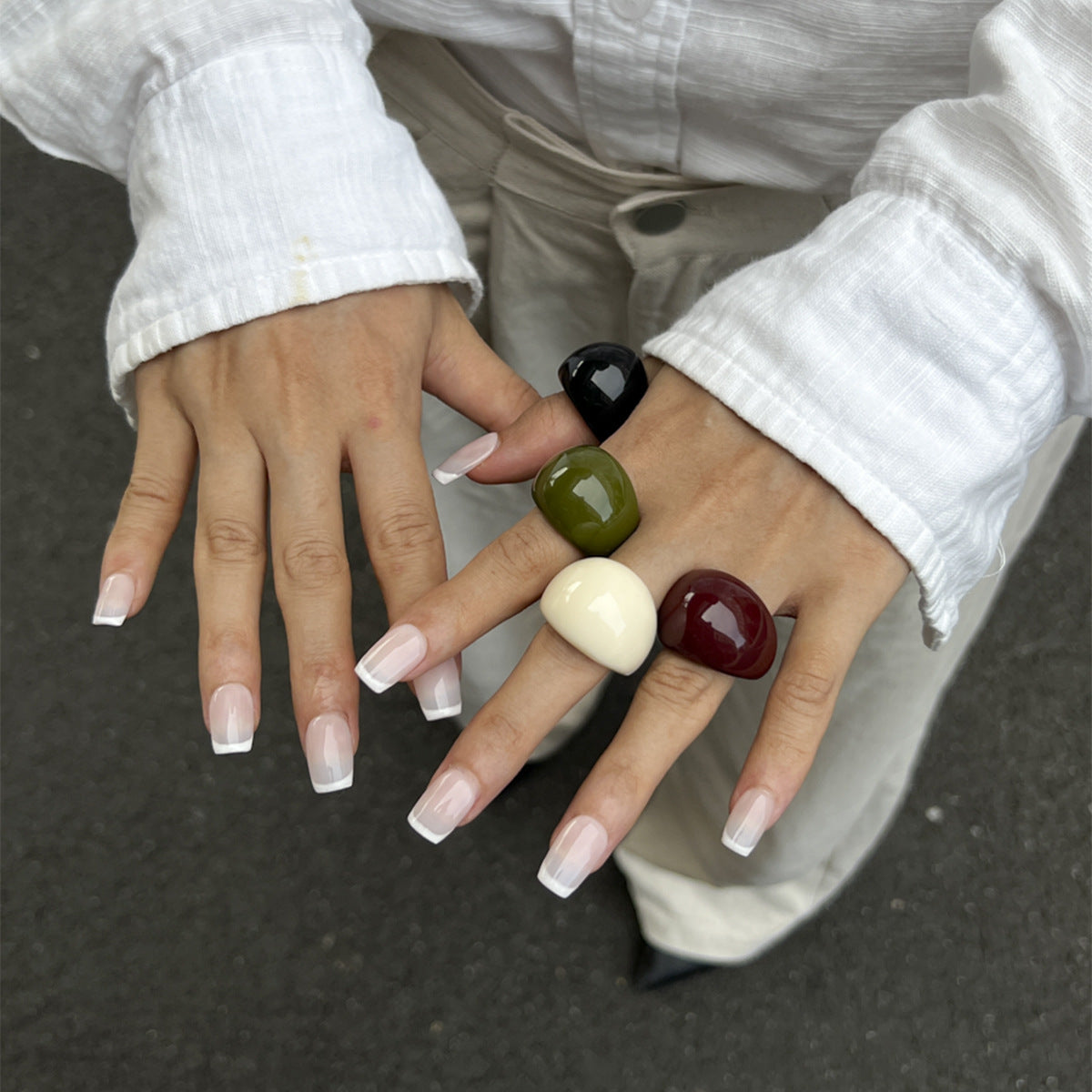 Wholesale Colored transparent resin ring