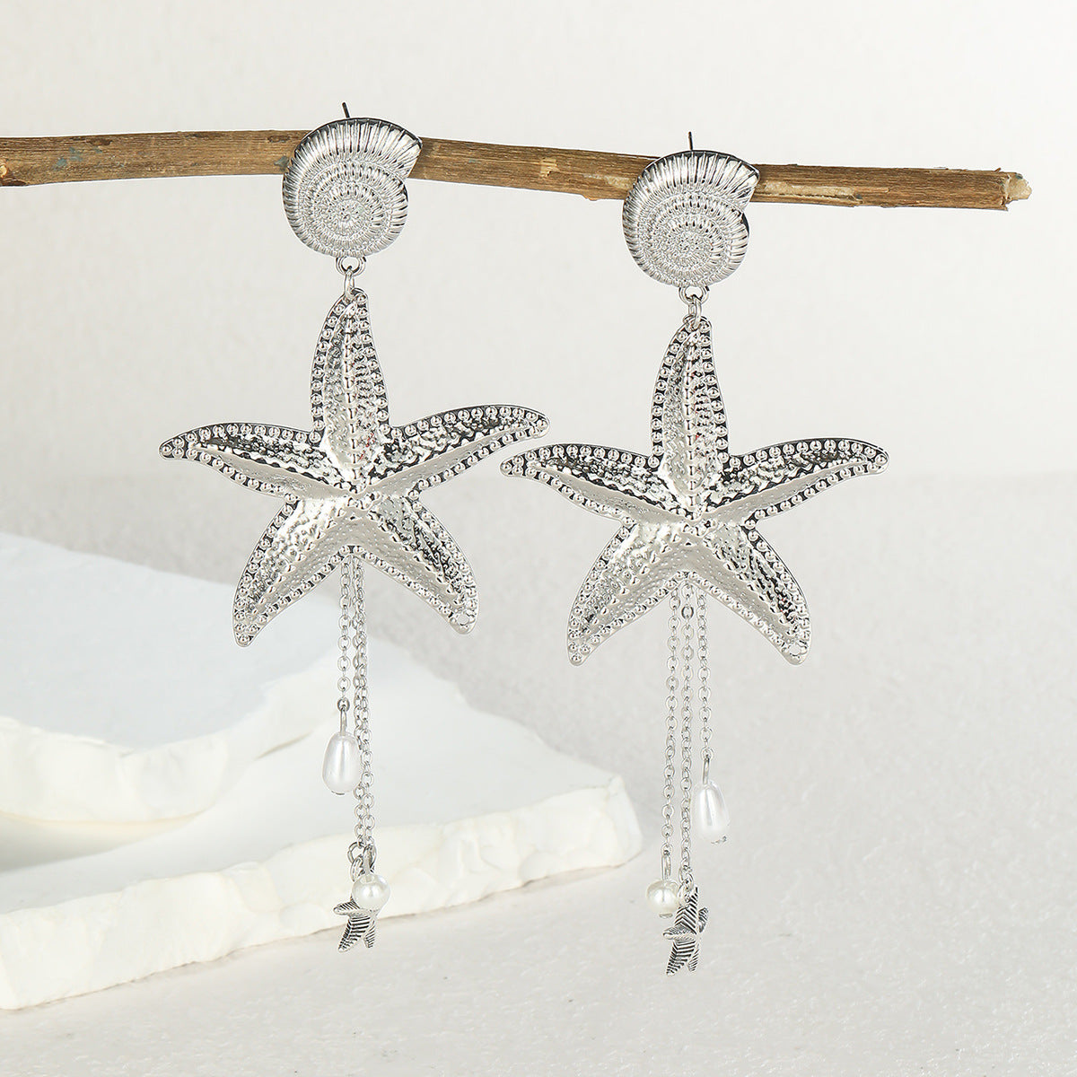 Wholesale Ocean-style jellyfish tassel earrings and necklace accessories