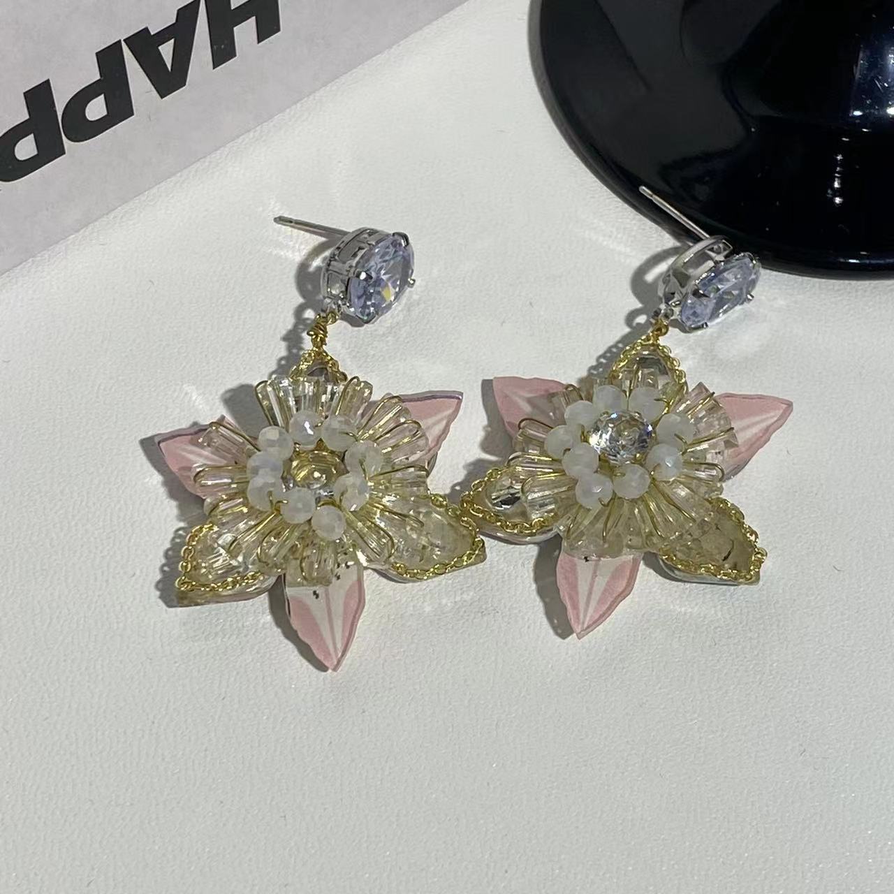 Wholesale Diamond Crystal Flower Light Luxury Earrings