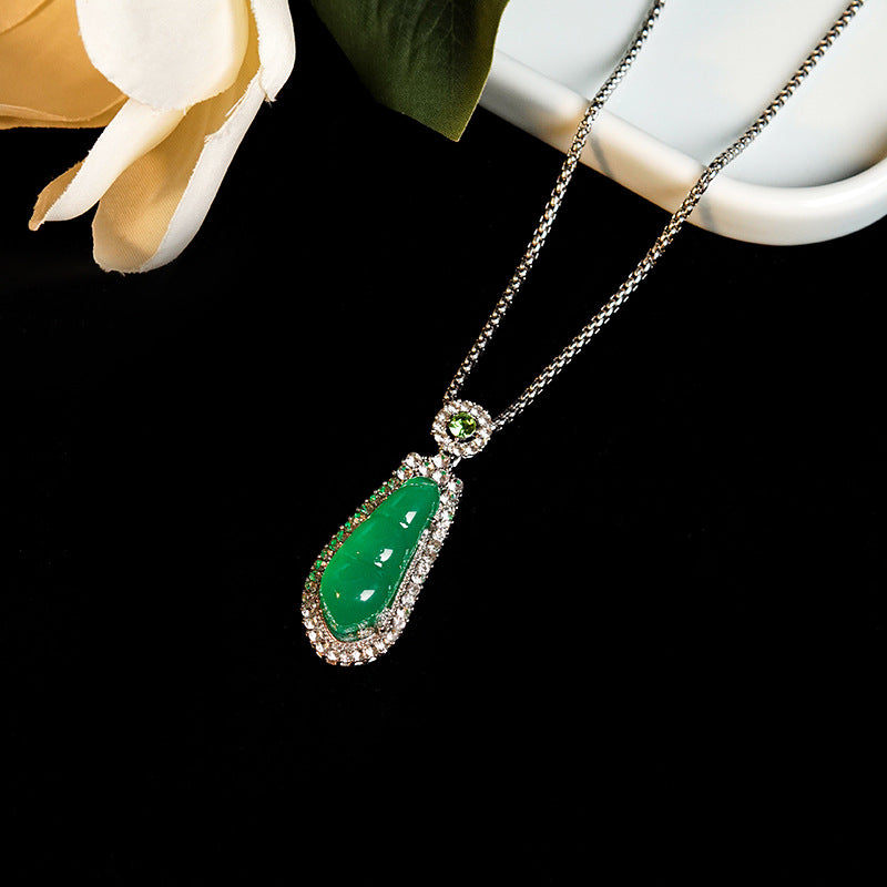 Wholesale New Chinese Style Green Pendant Necklace Long Chain Fashion Accessory for Women Boutique Resale