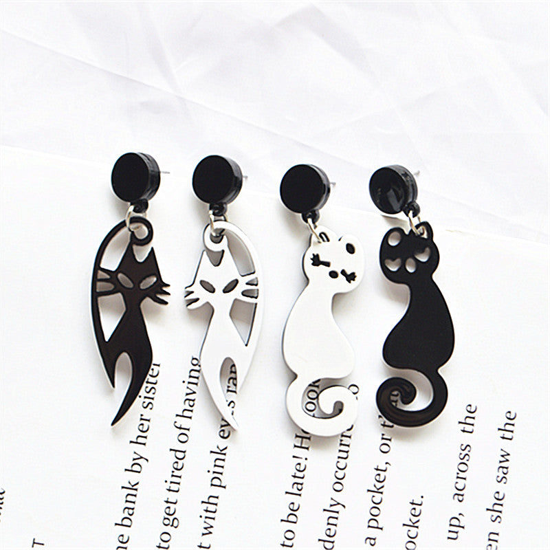 Wholesale Trendy Black White Cat Acrylic Earrings Handmade Fashion Accessory for Boutique Resale