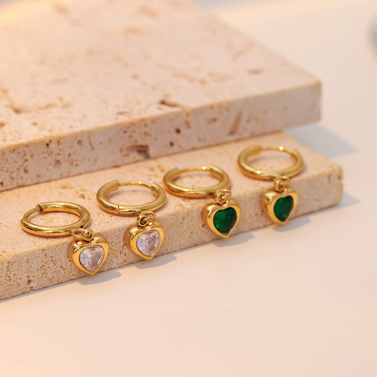 Wholesale Heart-Shaped Emerald Titanium Steel Jewelry Set including Earrings Necklaces