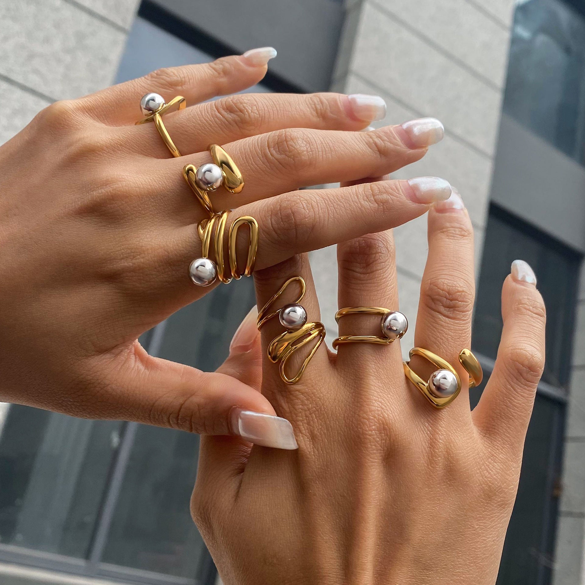 Wholesale  stainless steel metal ball ring does not fade niche design ring