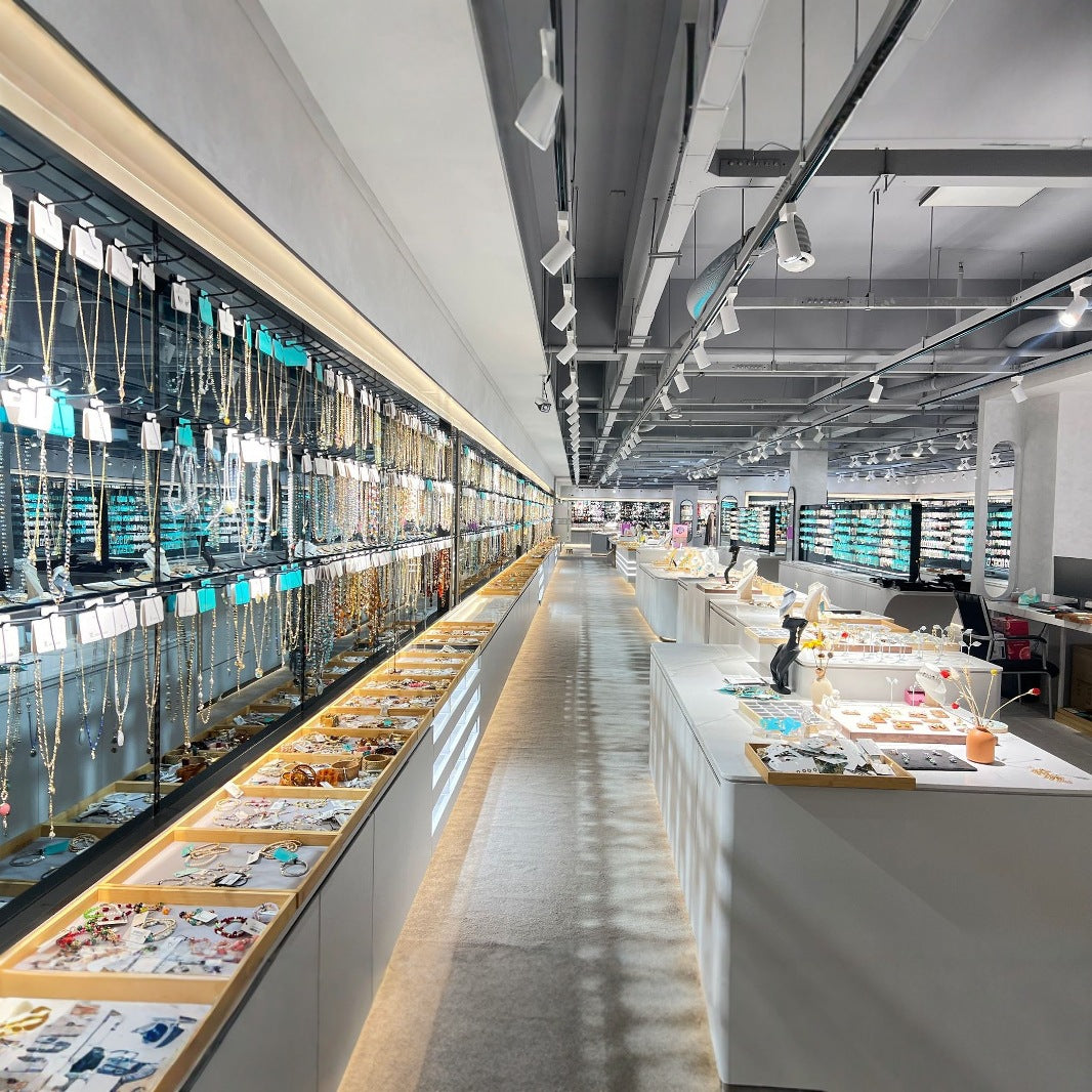 Wholesale Luxury Twist knot earrings