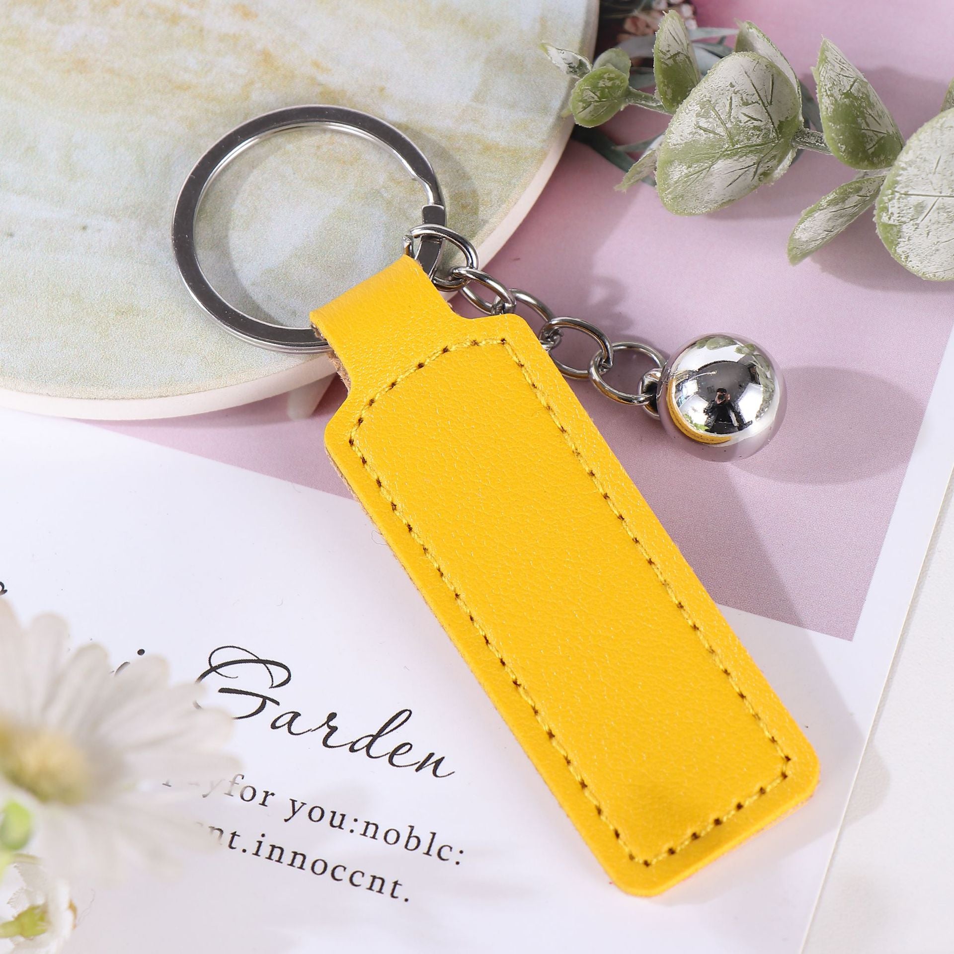 Wholesale  PU Leather Keychain Simple Business Car Keychain Accessories Keychain Ring Printable Logo