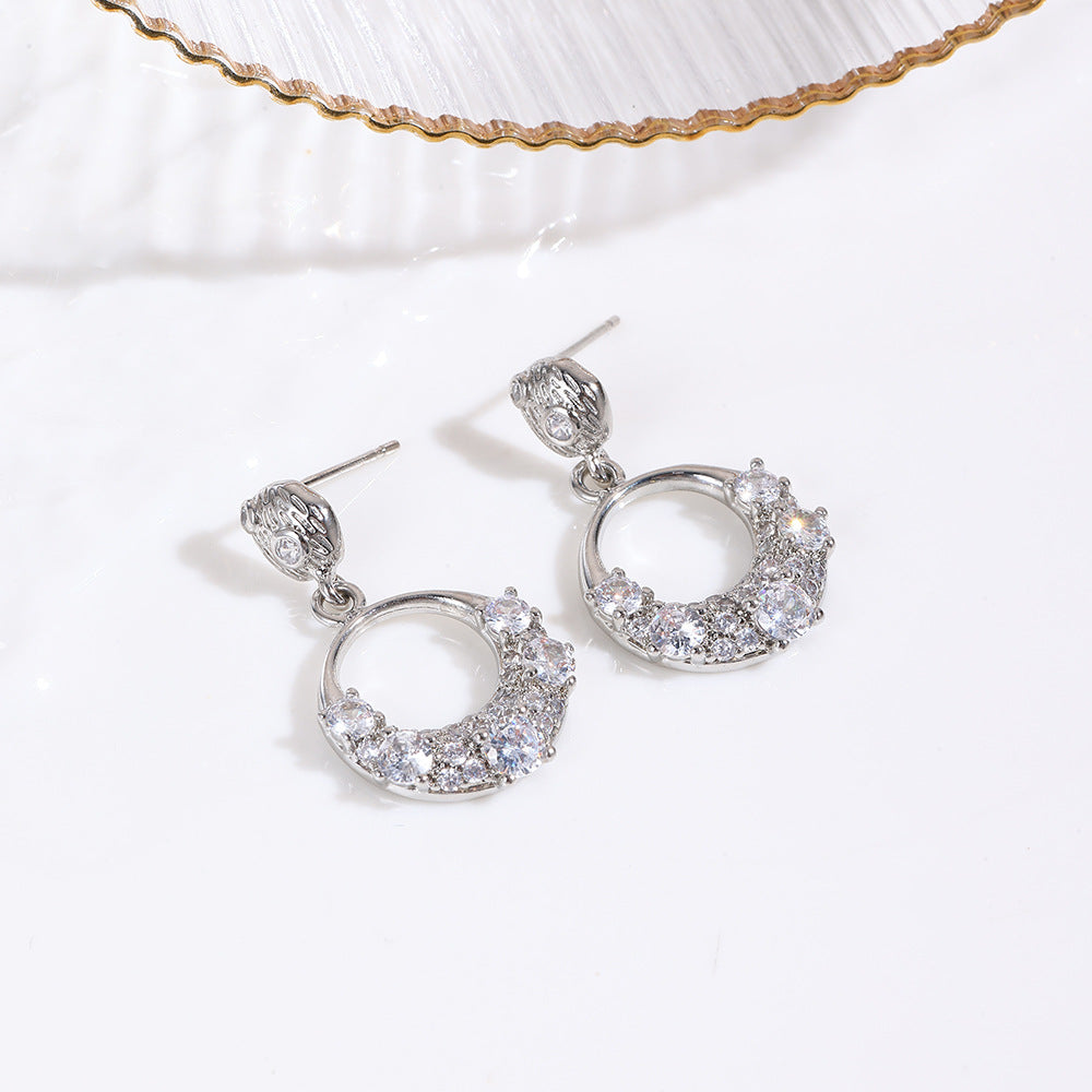 Wholesale Light Luxury  Micro-Paved Zircon Round Earrings