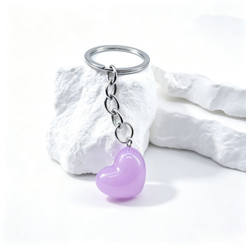 Wholesale Resin Luminous Heart Keychain Fashionable Bag Charm For Handbags And Keys Decorative Gift For Wedding Party Boutique Resale