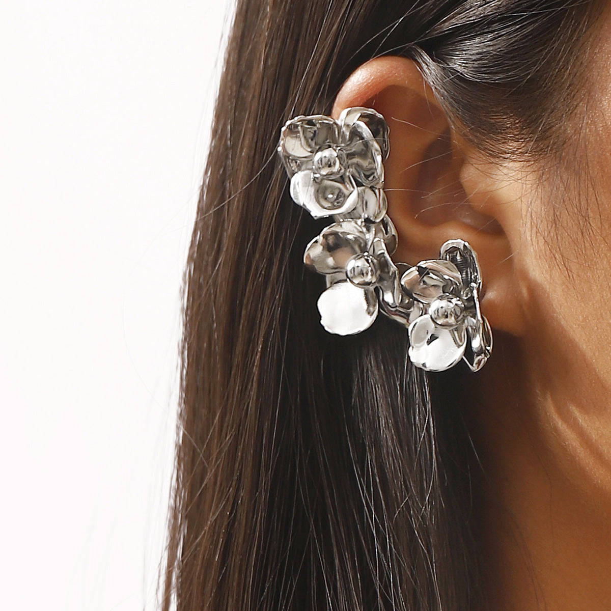 Wholesale Flower Earrings Fashion Retro All-match Metal Style Symmetrical Earrings