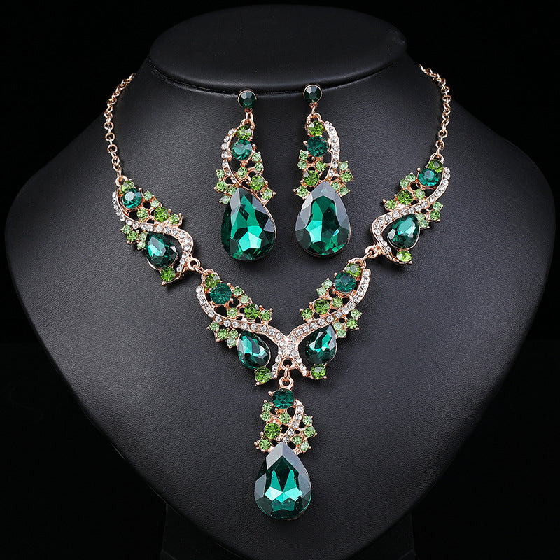 Wholesale luxury exaggerated necklace earrings set