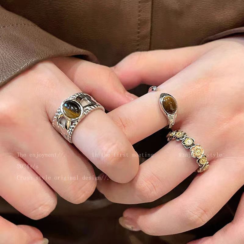 Wholesale Maillard Tiger Eye Stone Flower Ring