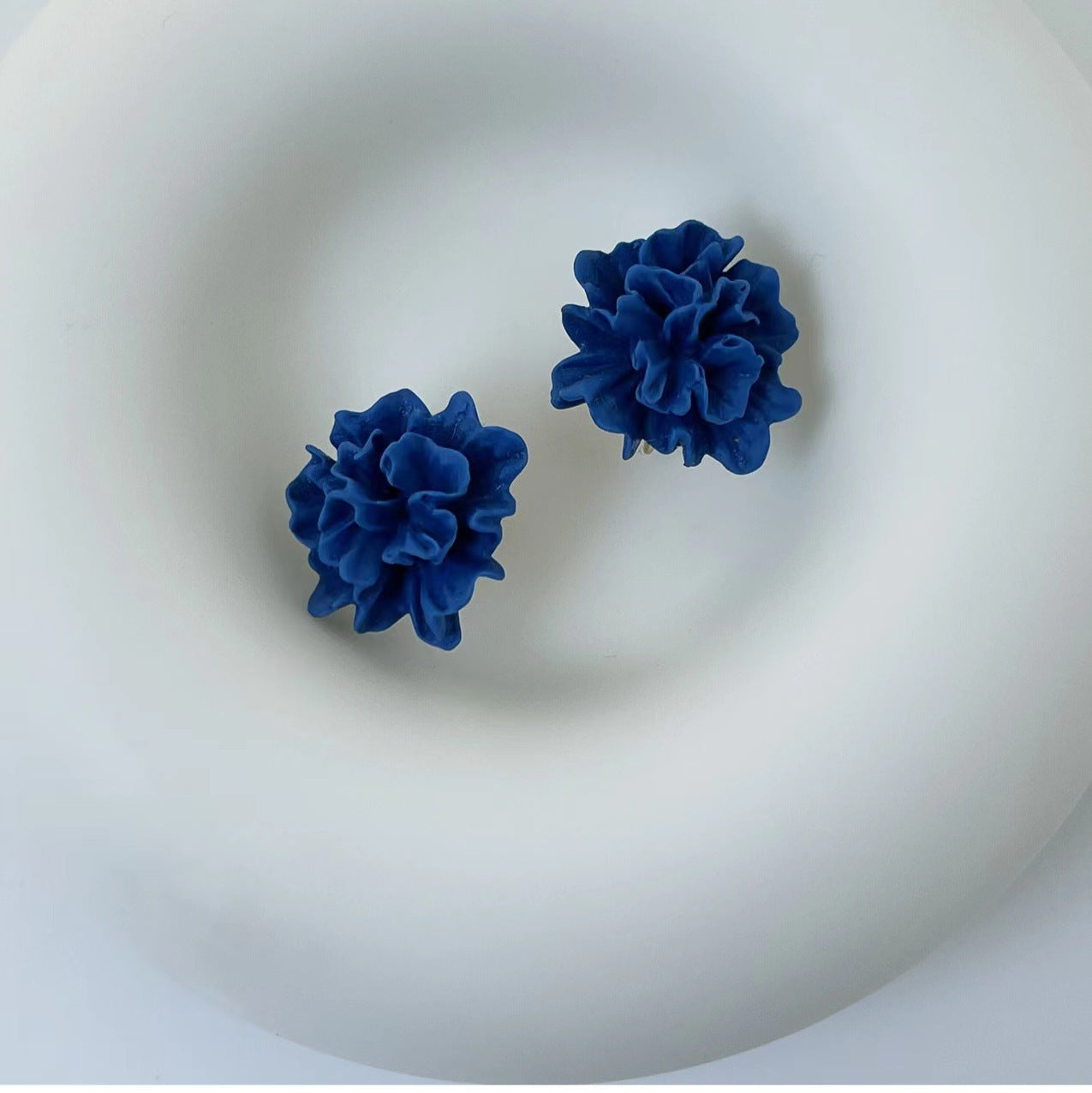 Wholesale Blue Three-dimensional Pleated Flower Distinctive Earrings