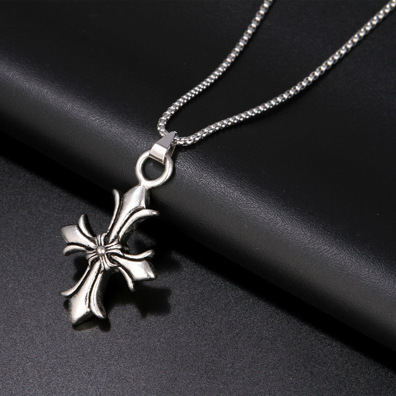 Wholesale Retro Silver flower cross pendant pendant necklace