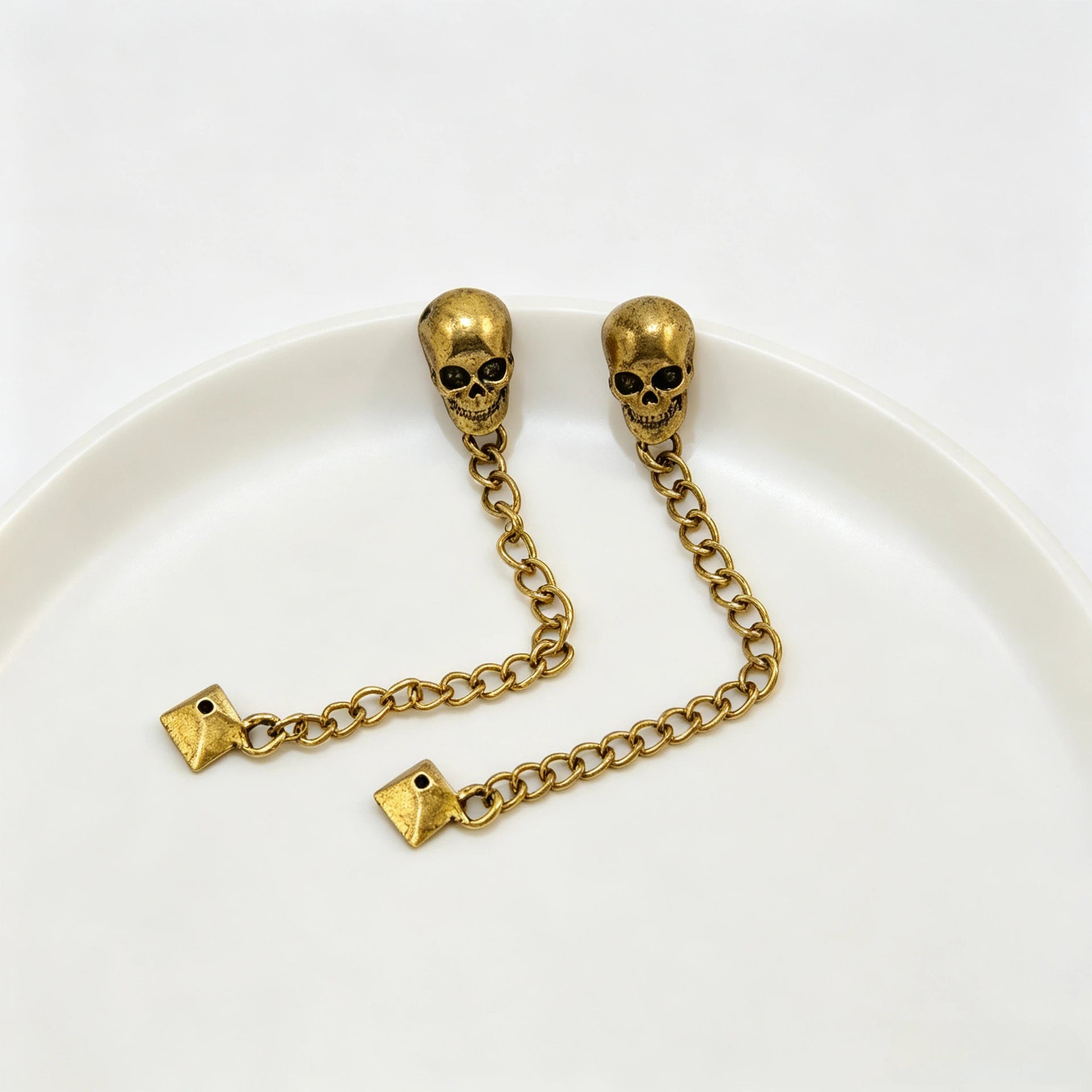 Wholesale Vintage Gothic Skull Earrings Silver Zinc Alloy Chain Tassel Dangle Earrings Party Wear Jewelry Accessory