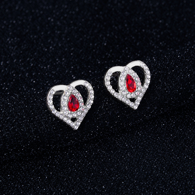 Wholesale Luxury and high sense of love earrings