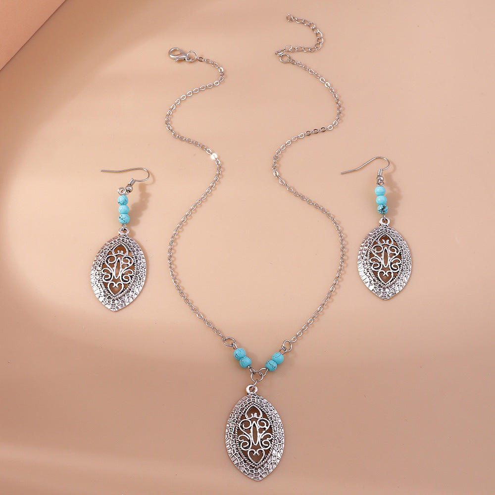 Wholesale  geometric necklace earrings set personality oval hollow pattern jewelry set