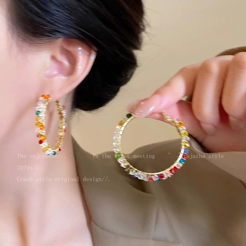 Wholesale Vintage Metallic Shiny Spherical Earrings