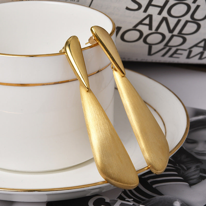 Wholesale  Drop Earrings  Light Luxury High-end Sense Earrings