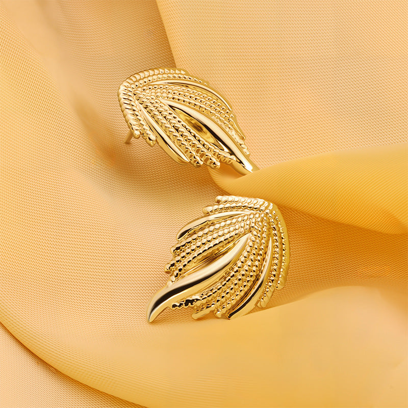 Wholesale Gold Plated Stainless Steel Wing Earrings Fashion Design for Everyday Wear or Gift