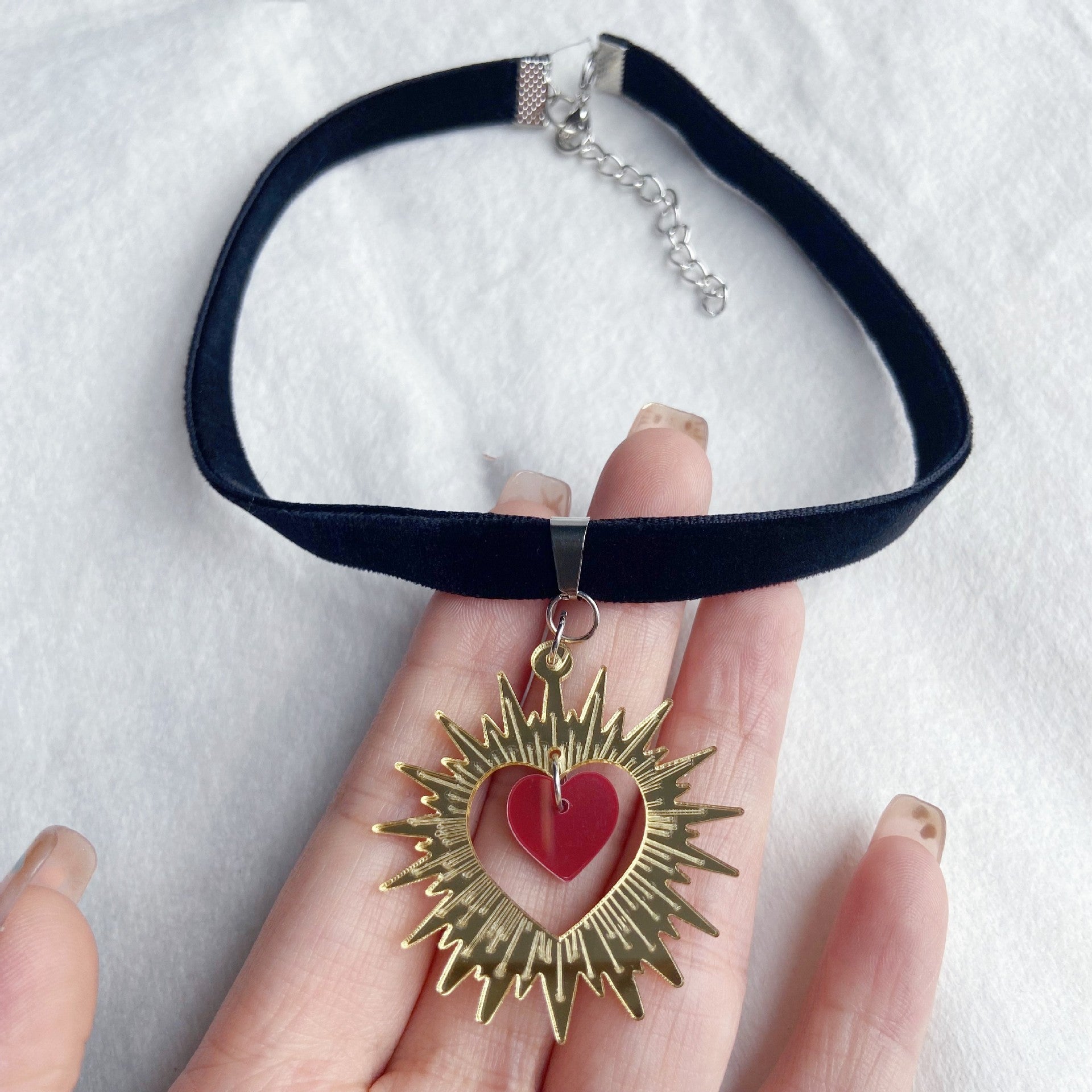 Wholesale Stylish Acrylic Choker Necklaces With Star Snowflake Heart Charms Fashion Jewelry Accessory For Party And Everyday Wear