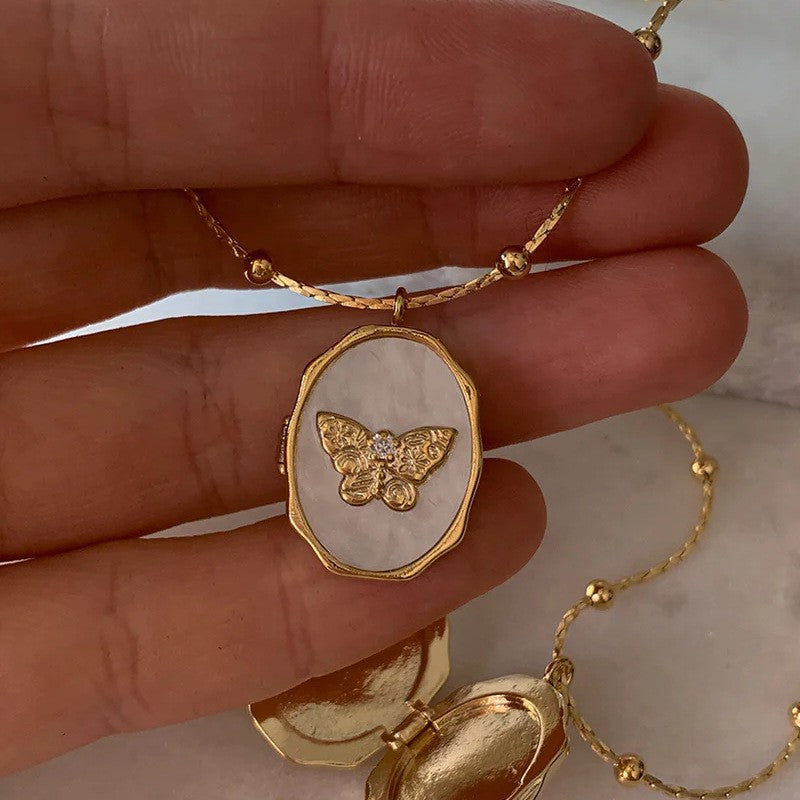 Wholesale Lovers Ornaments Heart Zircon Envelope Box Necklace