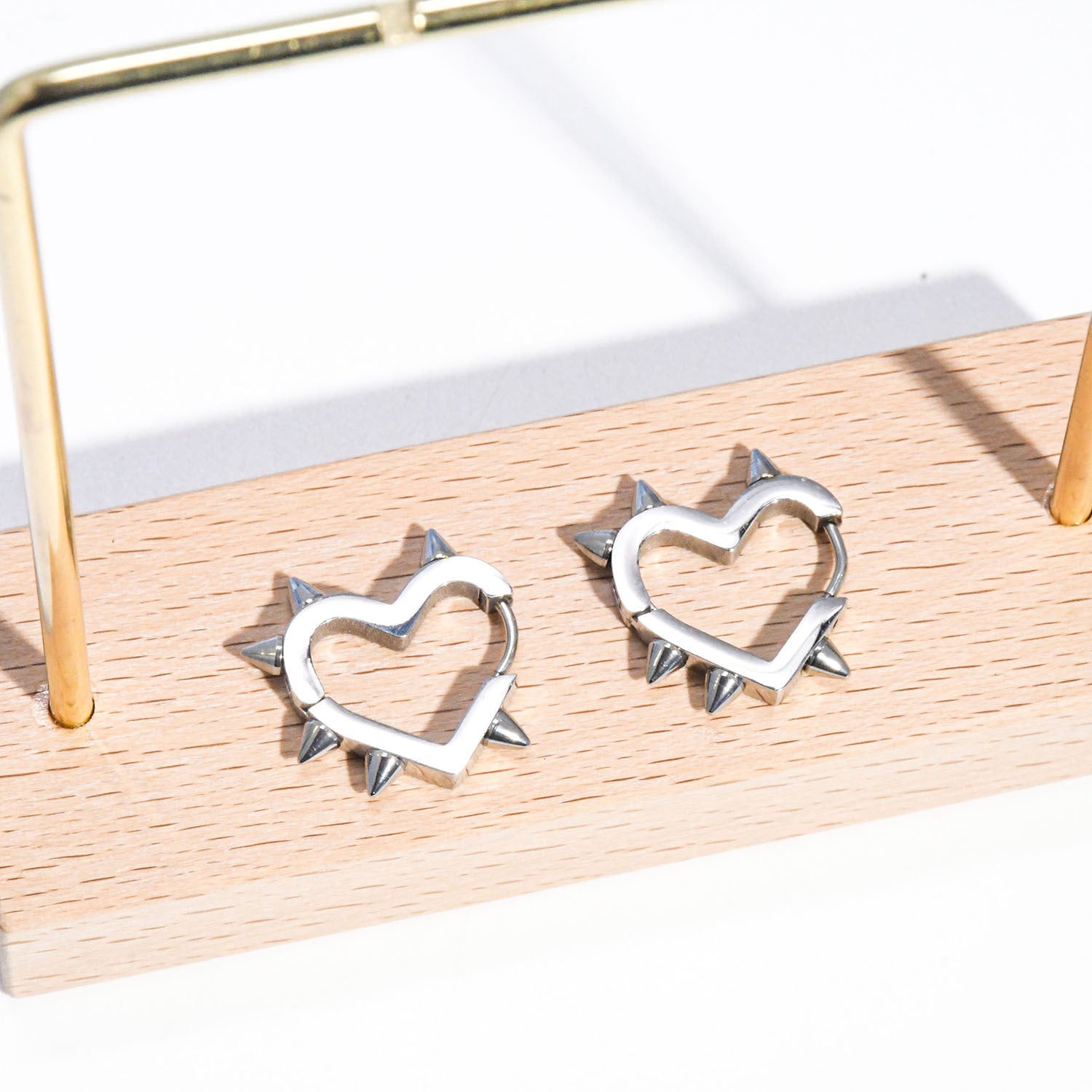 Wholesale stainless steel love geometric earrings
