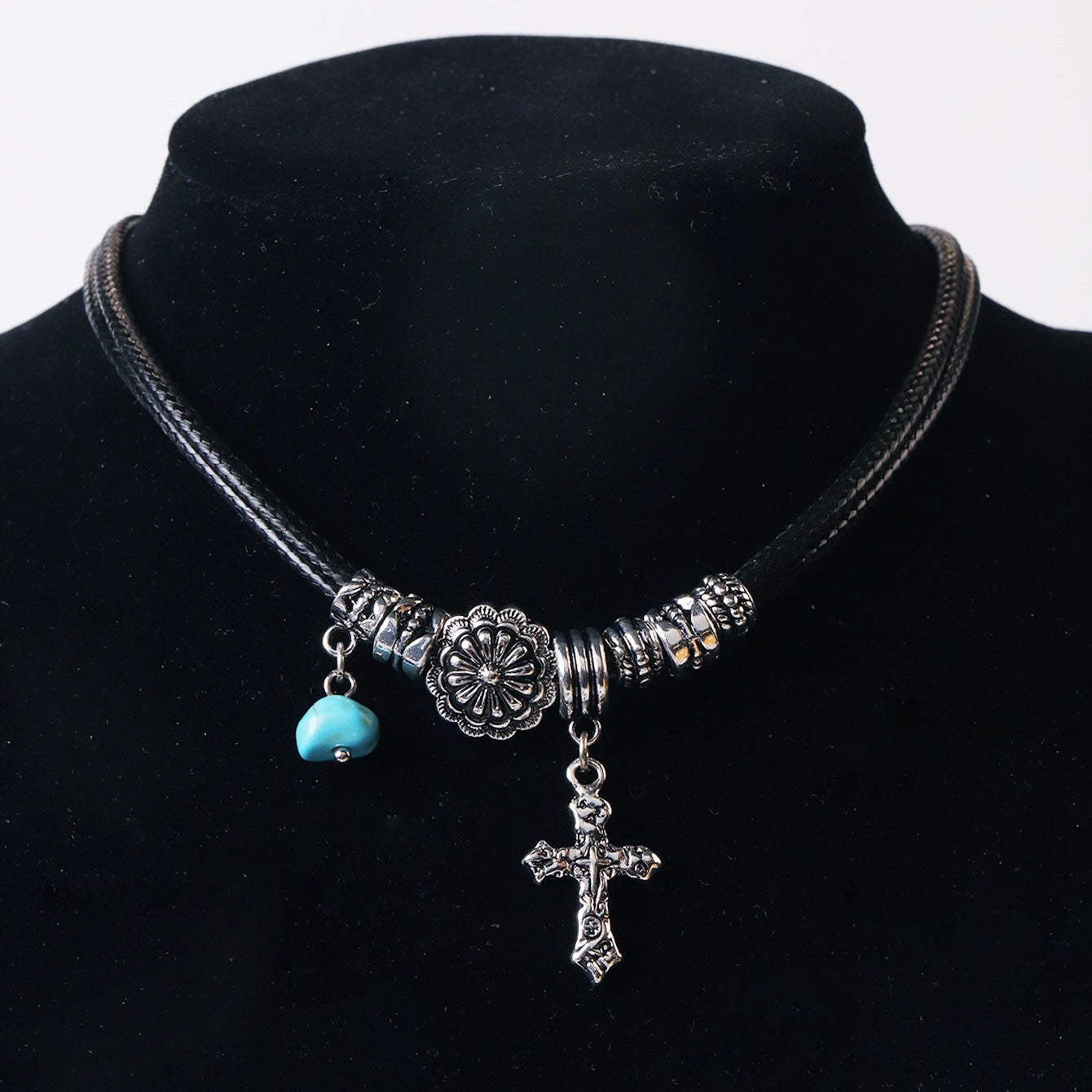Wholesale Retro Woven Rope Necklace With Alloy Pendant And Turquoise Inlay Unique Gift Jewelry Accessory