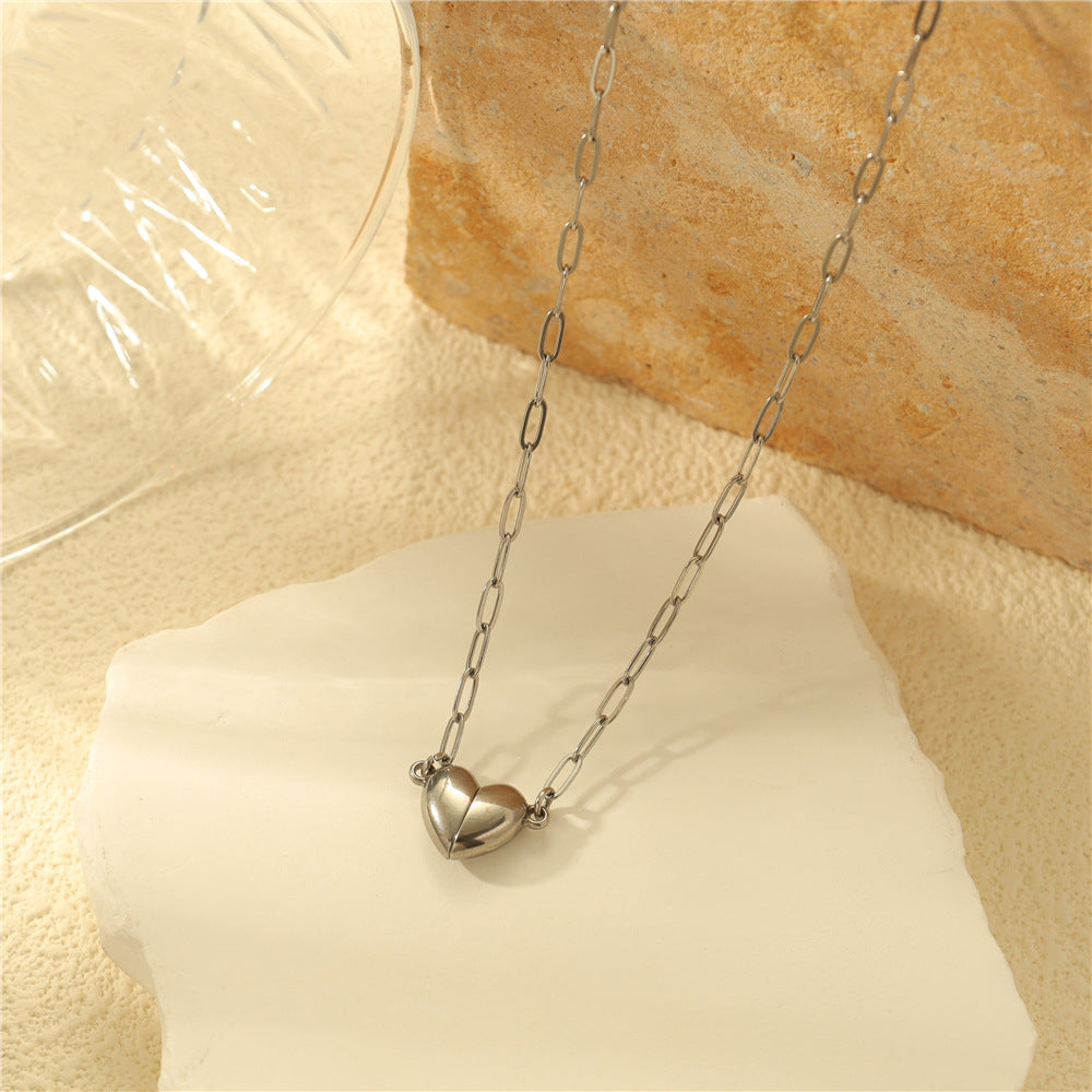 Wholesale Stainless Steel Heart Pendant Paper Clip Chain Necklace for Women Fashion Jewelry Accessory