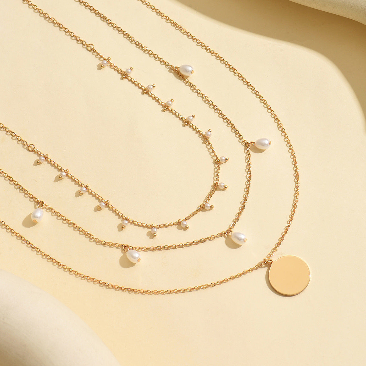 Wholesale multi-layered  niche pendant necklace