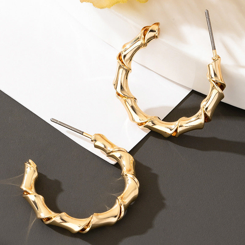 Wholesale Geometric Twisted Metal Texture Large Circle Earrings