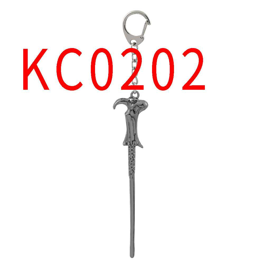 Wholesale 5pcs Fashionable and creative keychains