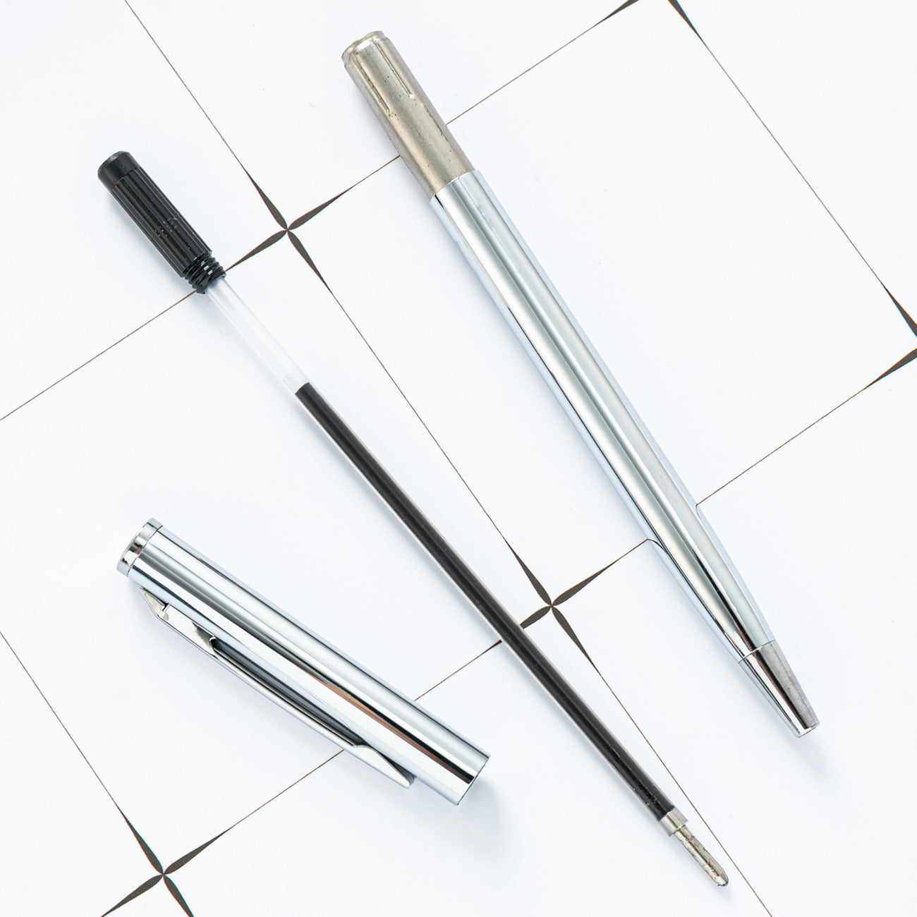 Wholesale Small Coats Pen Ballpoint Pen ACC-PN-HuaHao011