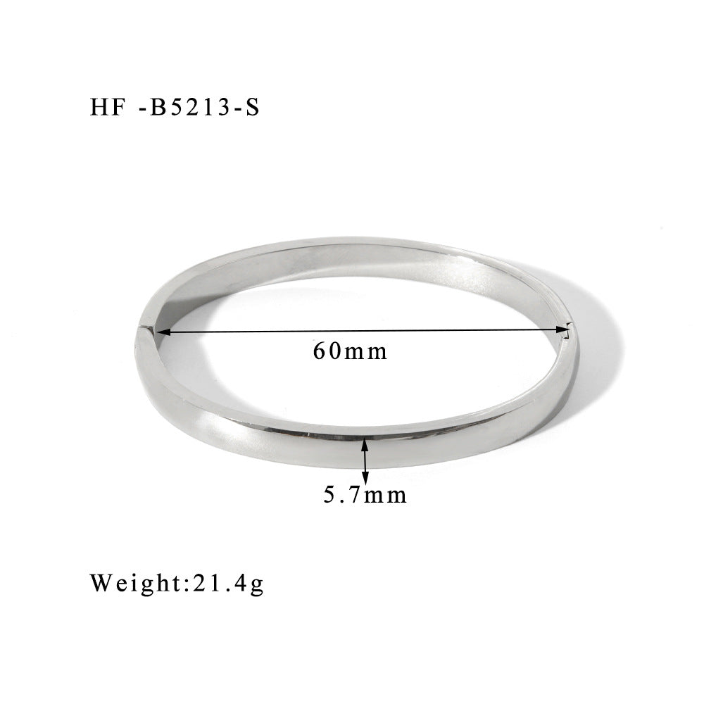 Wholesale Hand Polished 18K Gold Electroplated Stainless Steel Bracelet Trendy Fashion Accessory for Women