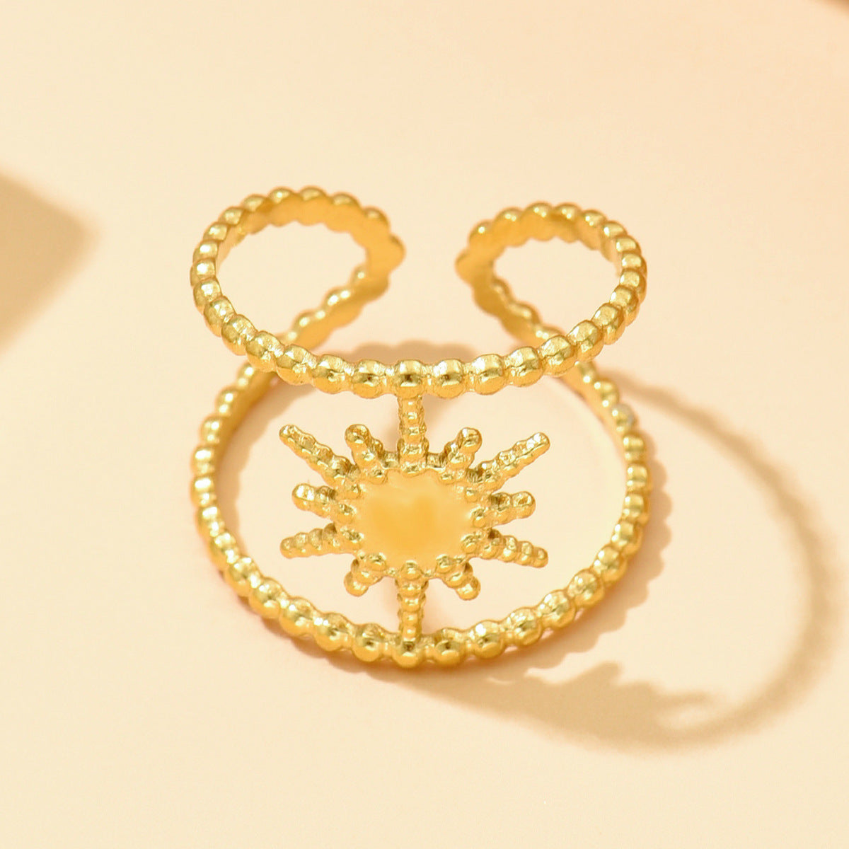 Wholesale Stainless Steel Vintage Hollow Sunflower Ring Adjustable Women' s Fashion Jewelry Gift