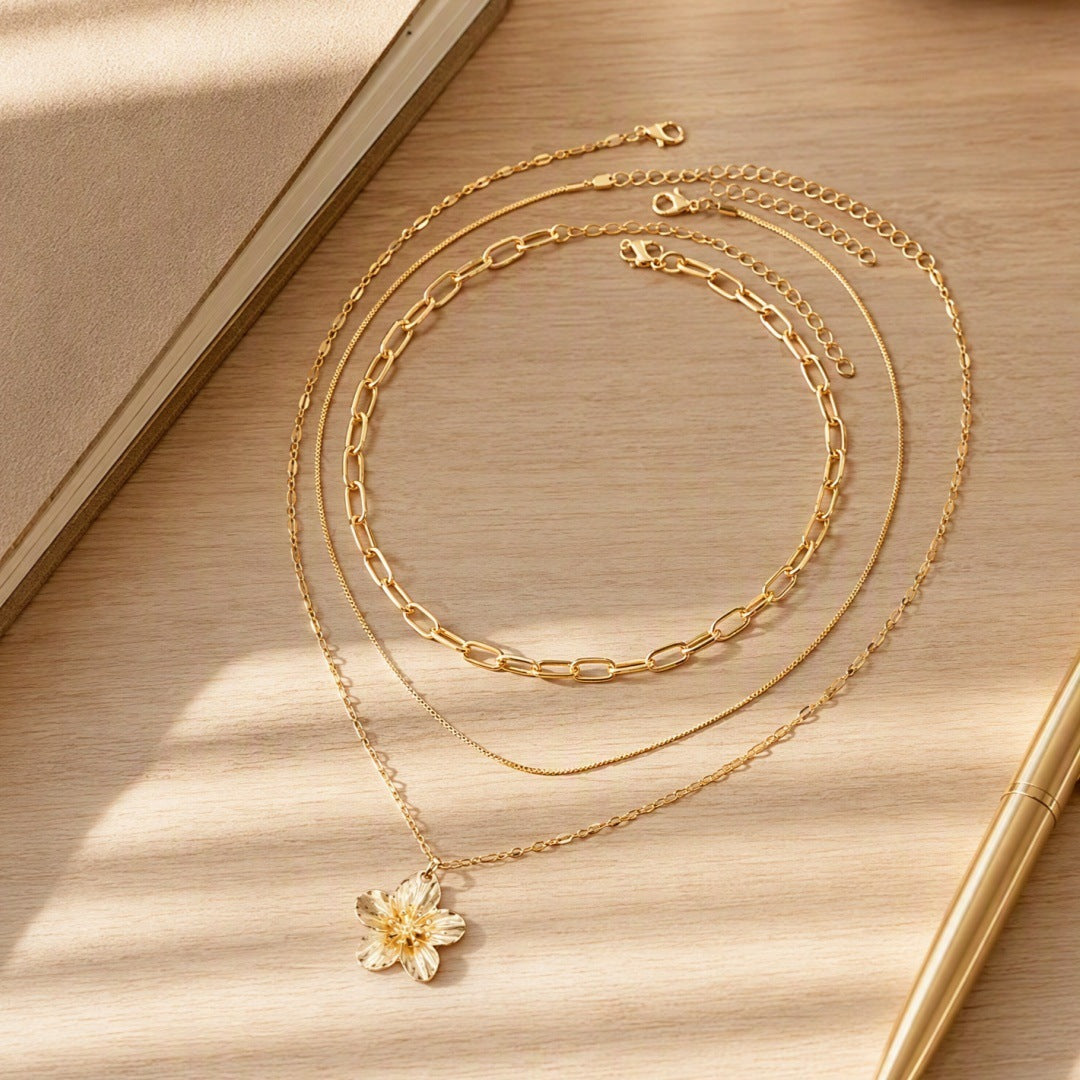Wholesale Vintage Gold Flower Pendant Necklace Paperclip Chain Layering Jewelry Gift Resale
