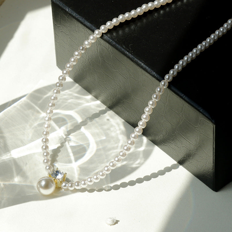 Wholesale  beaded pearl butterfly pendant niche clavicle chain