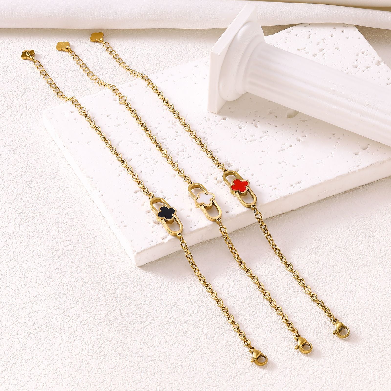 Wholesale Stainless Steel Four Leaf Clover Bracelet 18K Gold Plated Women S Fashion Jewelry Accessory For Daily Wear