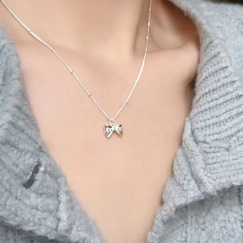 Wholesale light luxury bow pendant necklace