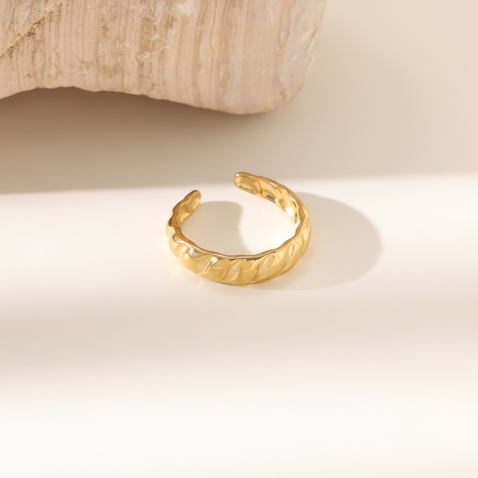 Wholesale Stainless steel gold-plated adjustable starfish flower ring