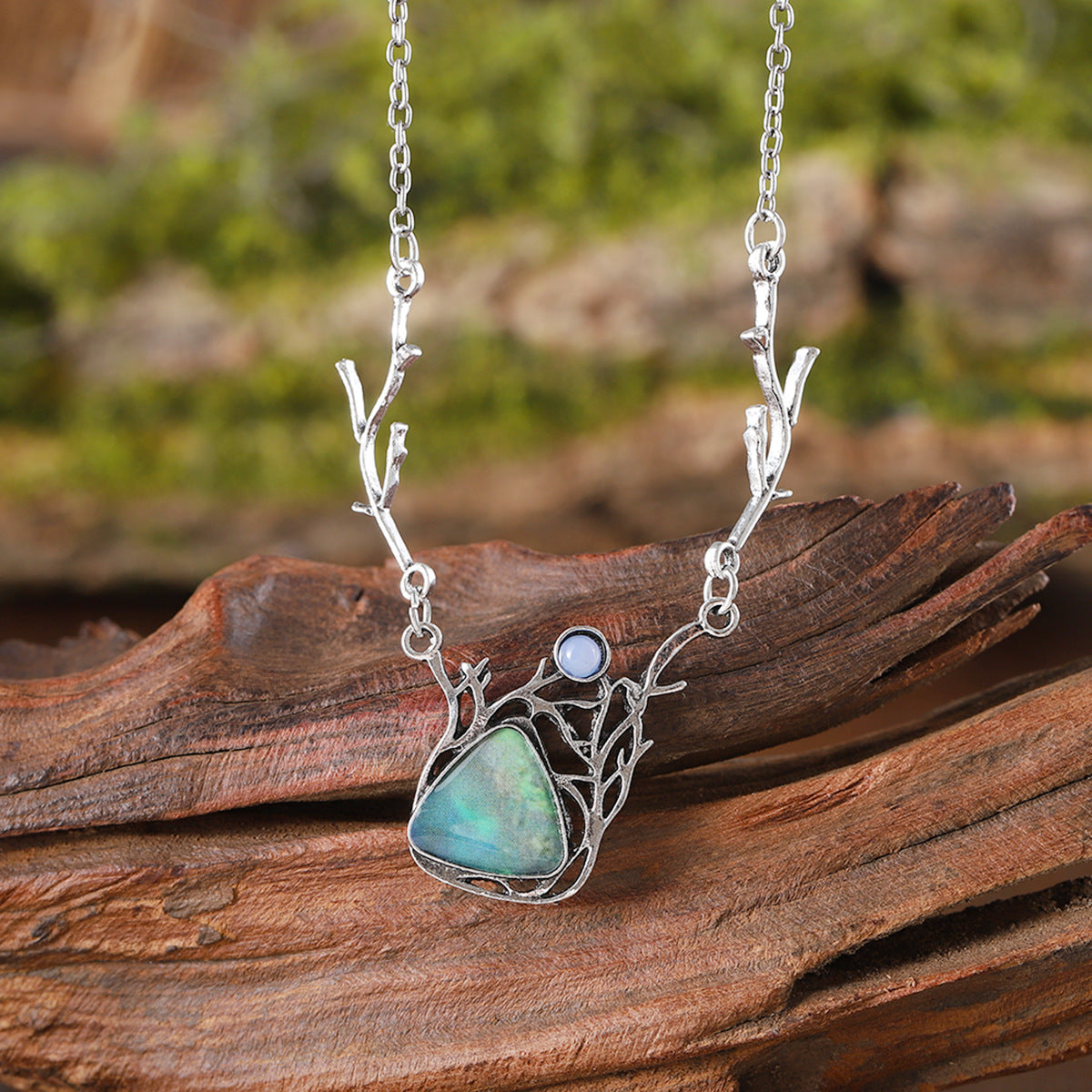 Wholesale Retro Hollow Lotus Leaf Cow Hummingbird Turquoise Necklace