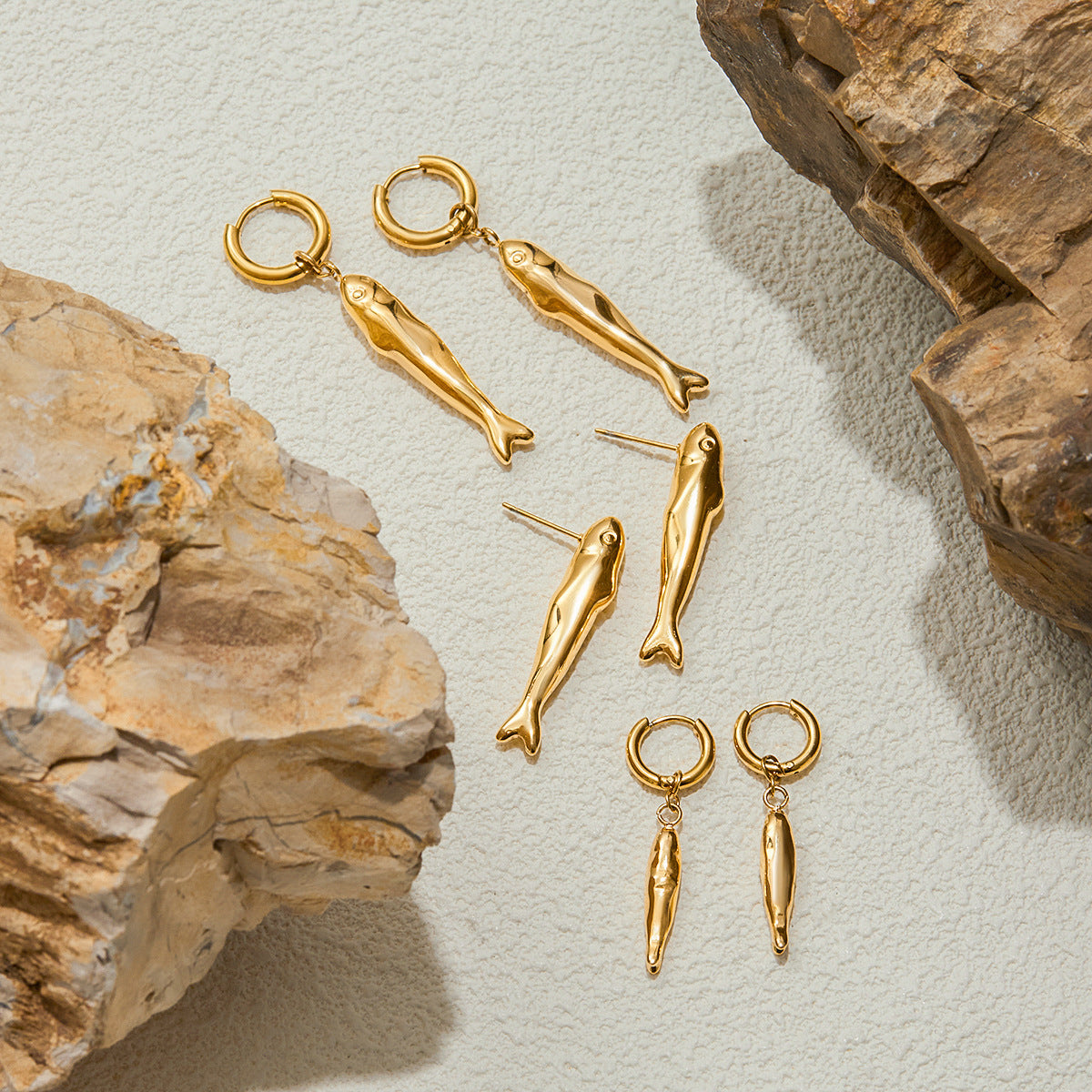 Wholesale 18k gold stainless steel hammered fish large earrings