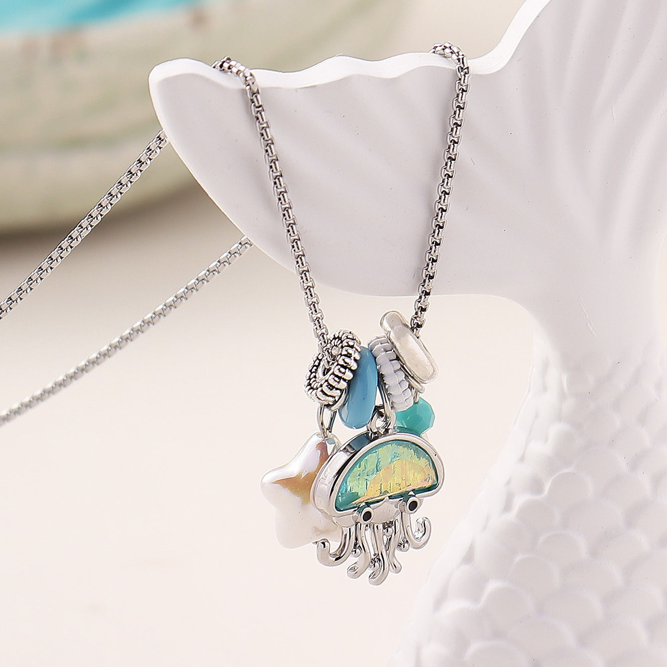 Wholesale Star rice beads blue jellyfish crystal multi-element necklace