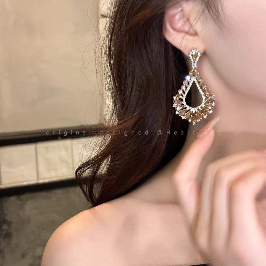 Wholesale Alloy Electroplated Hollow Zircon Stud Earrings Geometric Design Party Jewelry Gift for Women