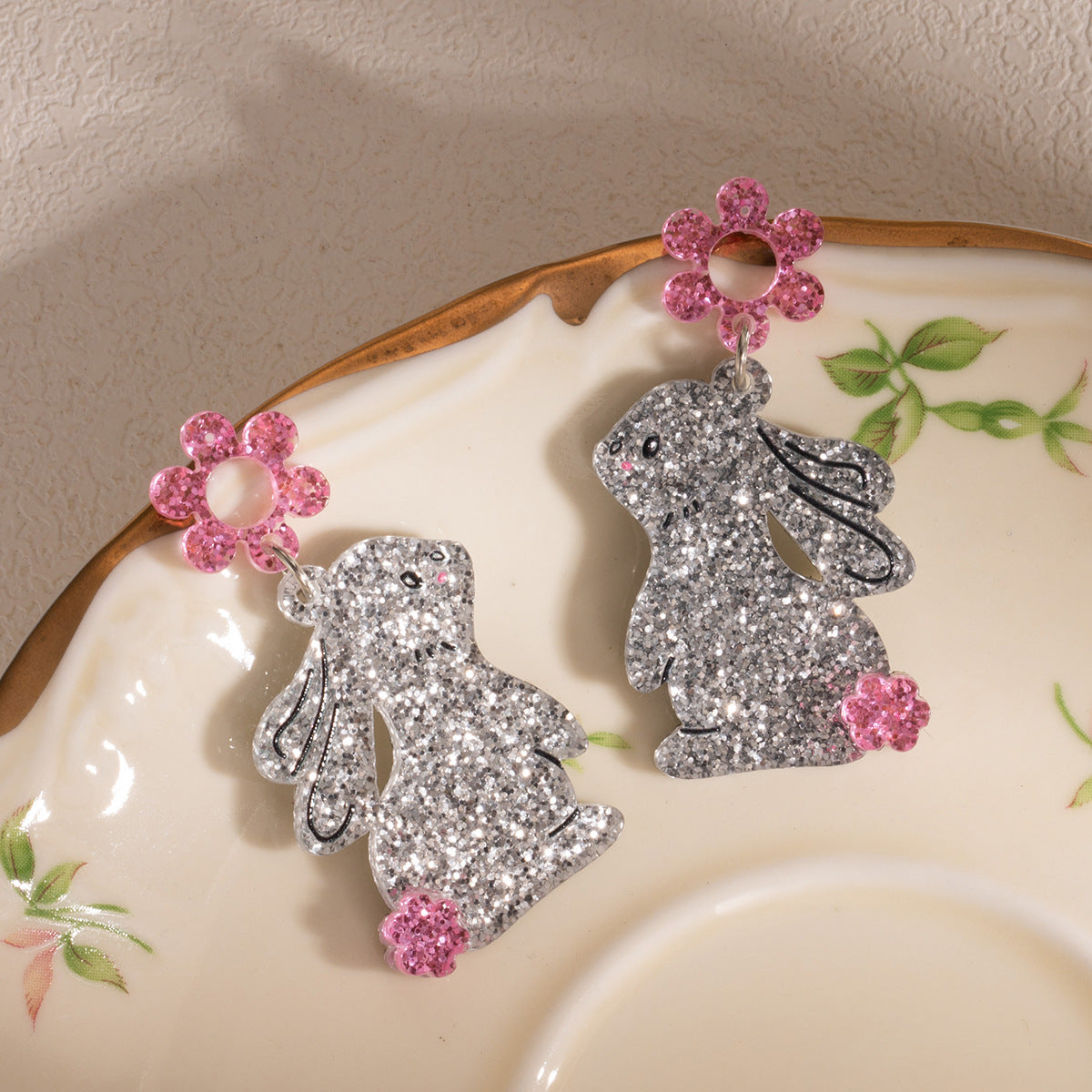 Wholesale  Flash Cute Rabbit Acrylic Ear Drop Light Luxury  Earrings